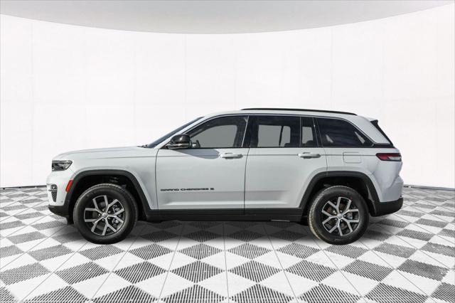 new 2025 Jeep Grand Cherokee car, priced at $46,404