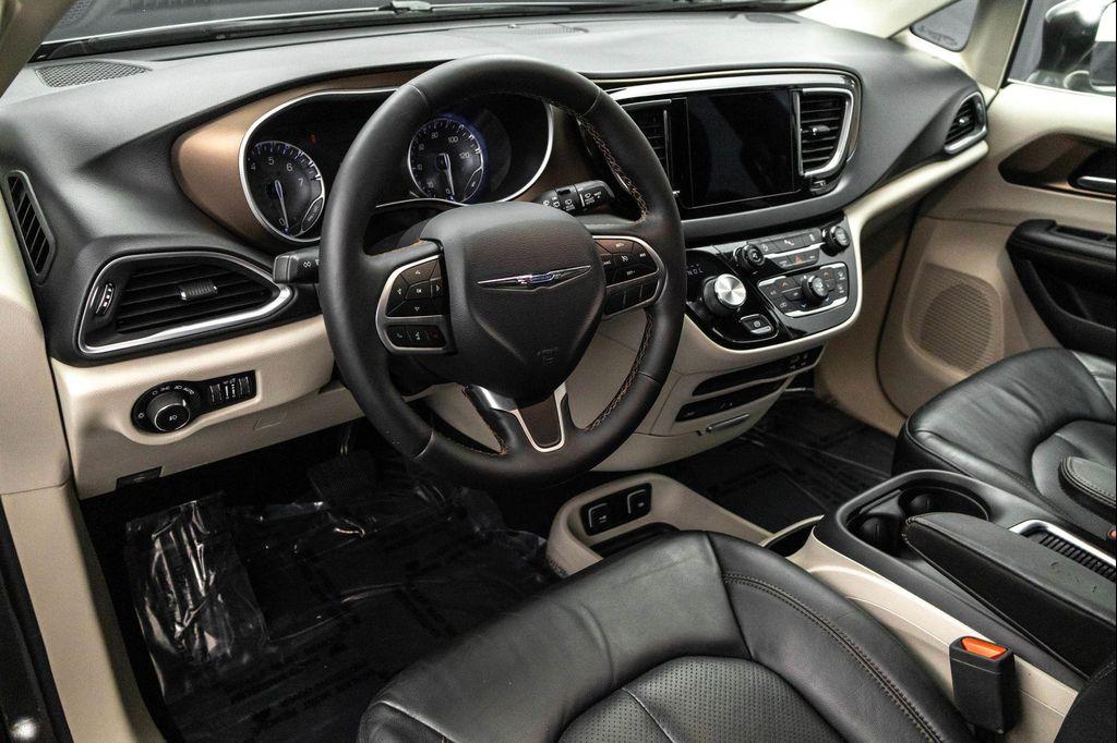 used 2017 Chrysler Pacifica car, priced at $14,677