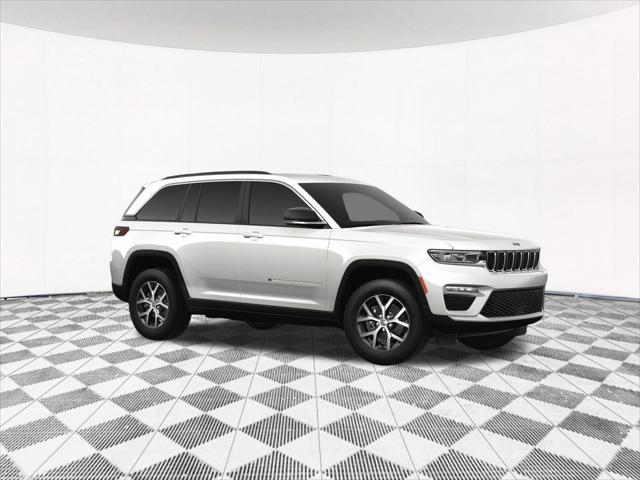 new 2025 Jeep Grand Cherokee car, priced at $43,709