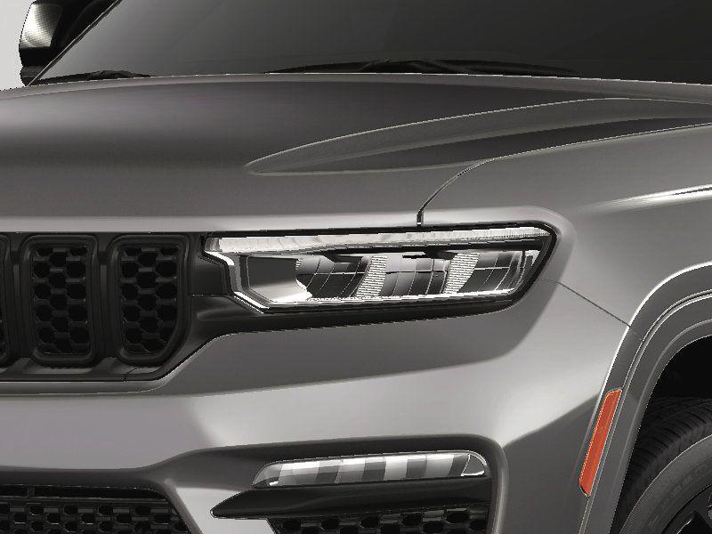 new 2025 Jeep Grand Cherokee car, priced at $55,837