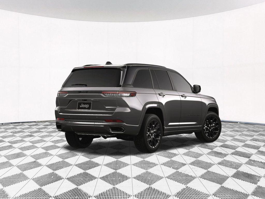 new 2025 Jeep Grand Cherokee car, priced at $55,837