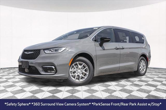 new 2025 Chrysler Pacifica car, priced at $42,027