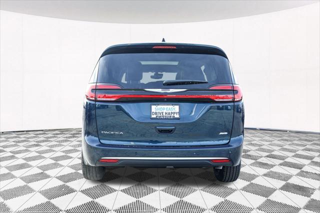 new 2025 Chrysler Pacifica car, priced at $43,294