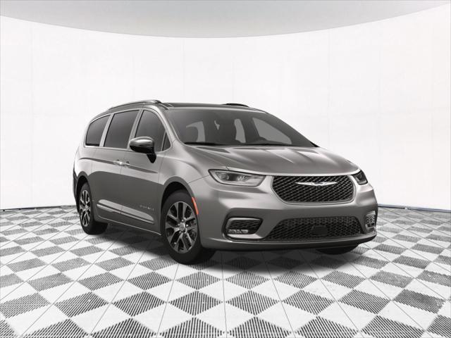 new 2025 Chrysler Pacifica car, priced at $45,975