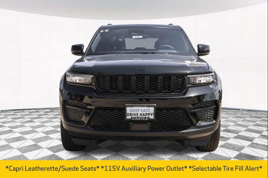 new 2025 Jeep Grand Cherokee car, priced at $38,530