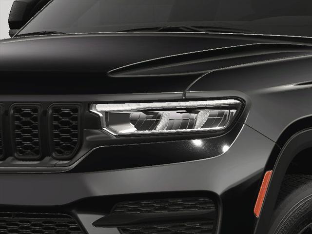 new 2025 Jeep Grand Cherokee car, priced at $41,322