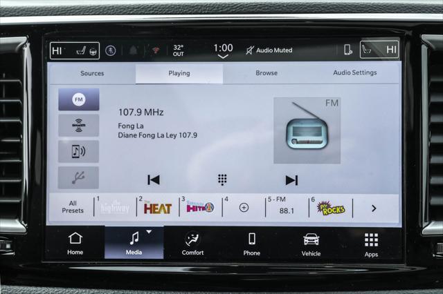 new 2025 Chrysler Pacifica car, priced at $41,977