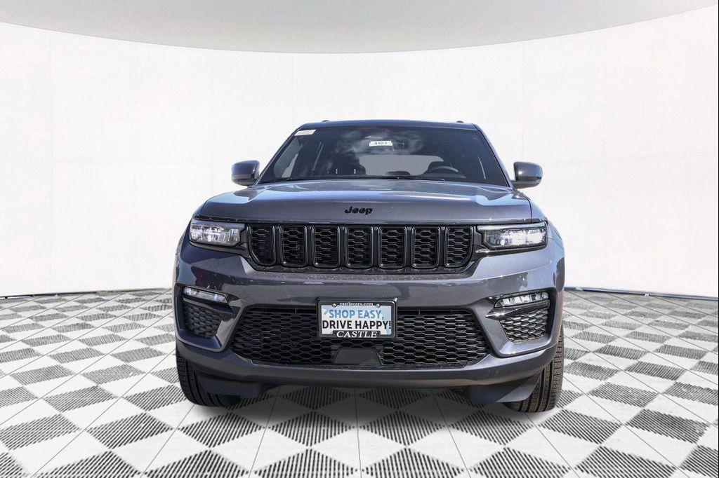 new 2025 Jeep Grand Cherokee car, priced at $44,397