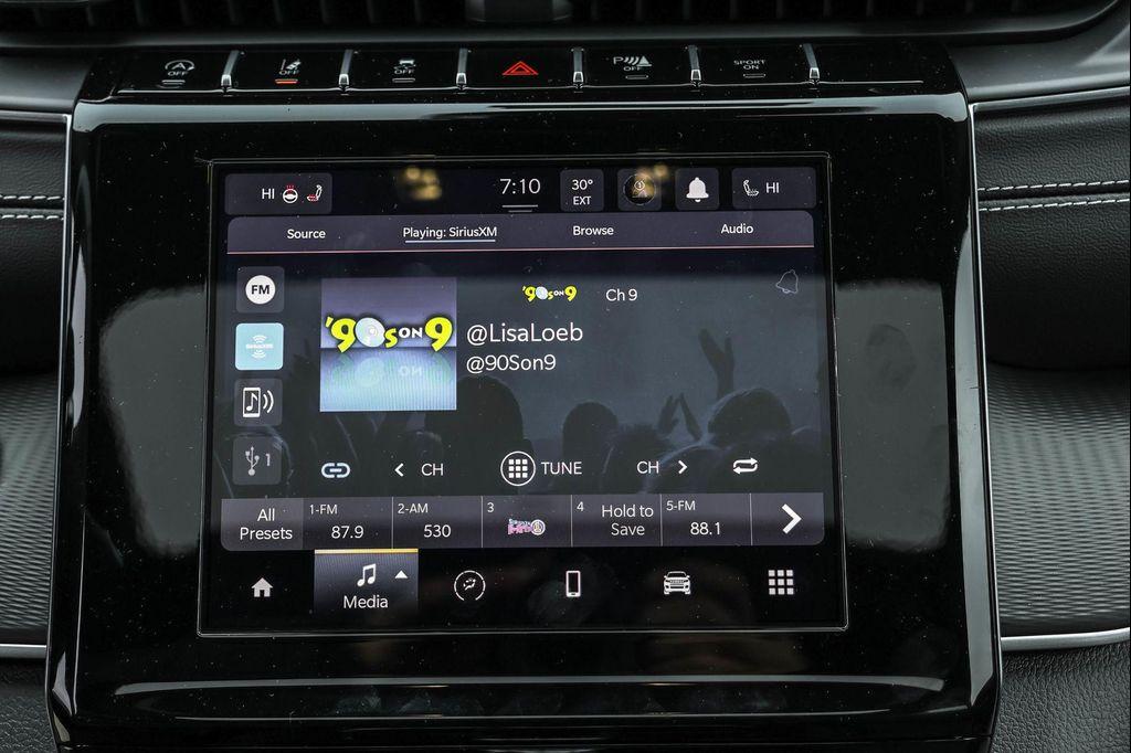 new 2025 Jeep Grand Cherokee car, priced at $36,977