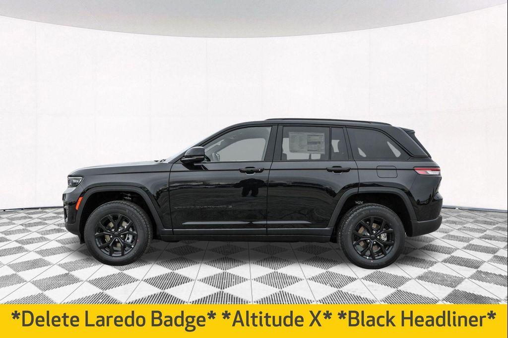 new 2025 Jeep Grand Cherokee car, priced at $36,977