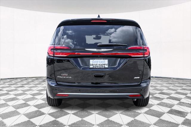 new 2025 Chrysler Pacifica car, priced at $44,626