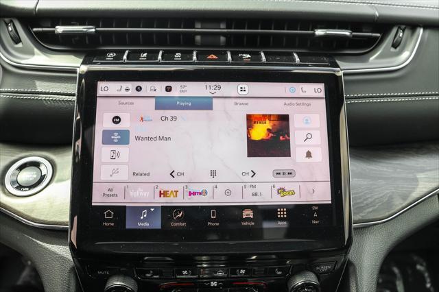new 2025 Jeep Grand Cherokee car, priced at $51,543