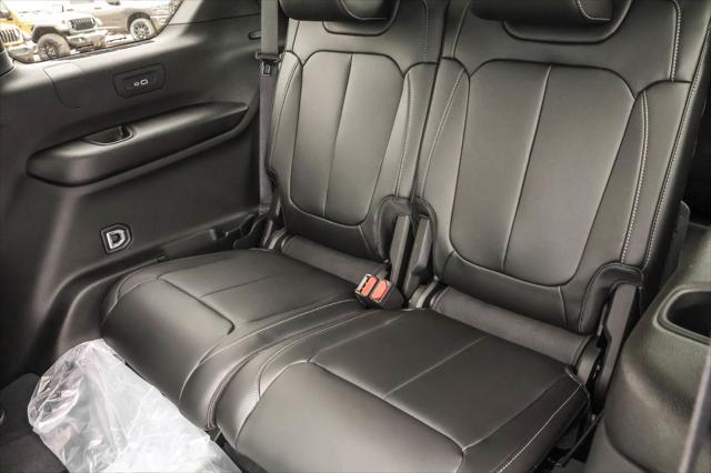 new 2025 Jeep Grand Cherokee L car, priced at $47,974