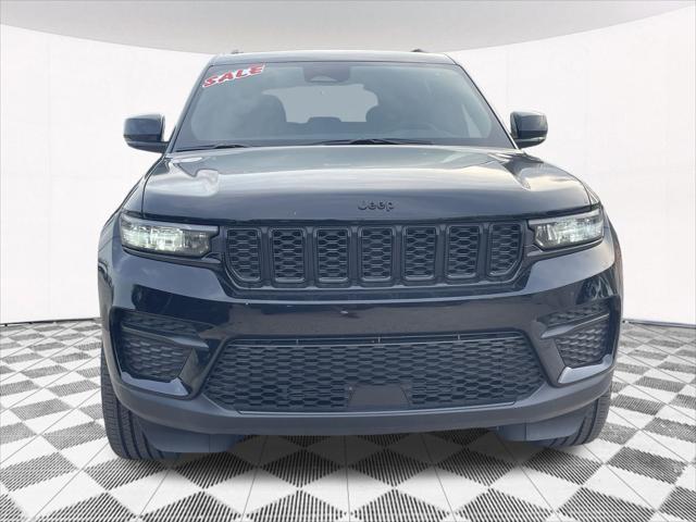 new 2024 Jeep Grand Cherokee car, priced at $40,845