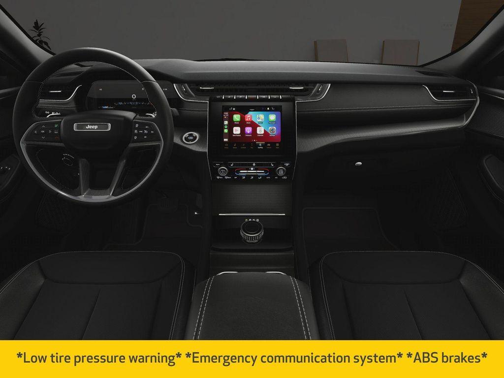 new 2025 Jeep Grand Cherokee car, priced at $40,502