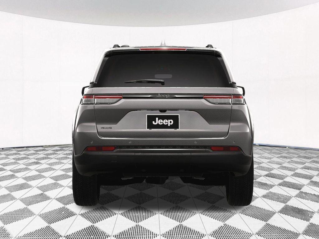 new 2025 Jeep Grand Cherokee car, priced at $40,502