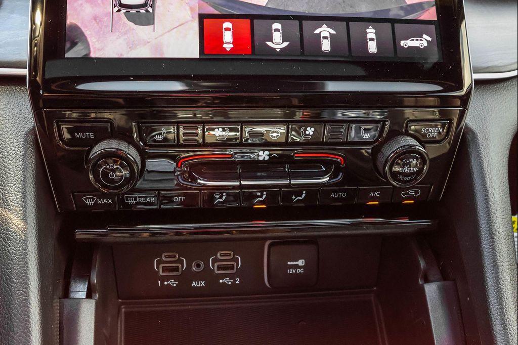 new 2025 Jeep Grand Cherokee car, priced at $47,530