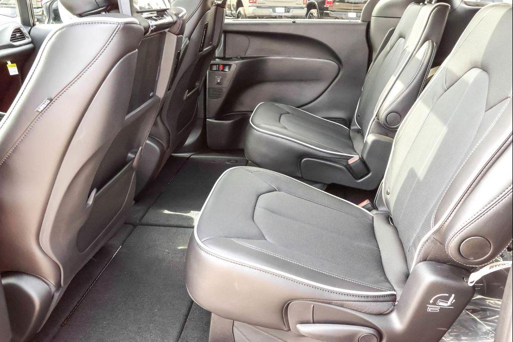 new 2026 Chrysler Pacifica car, priced at $53,874