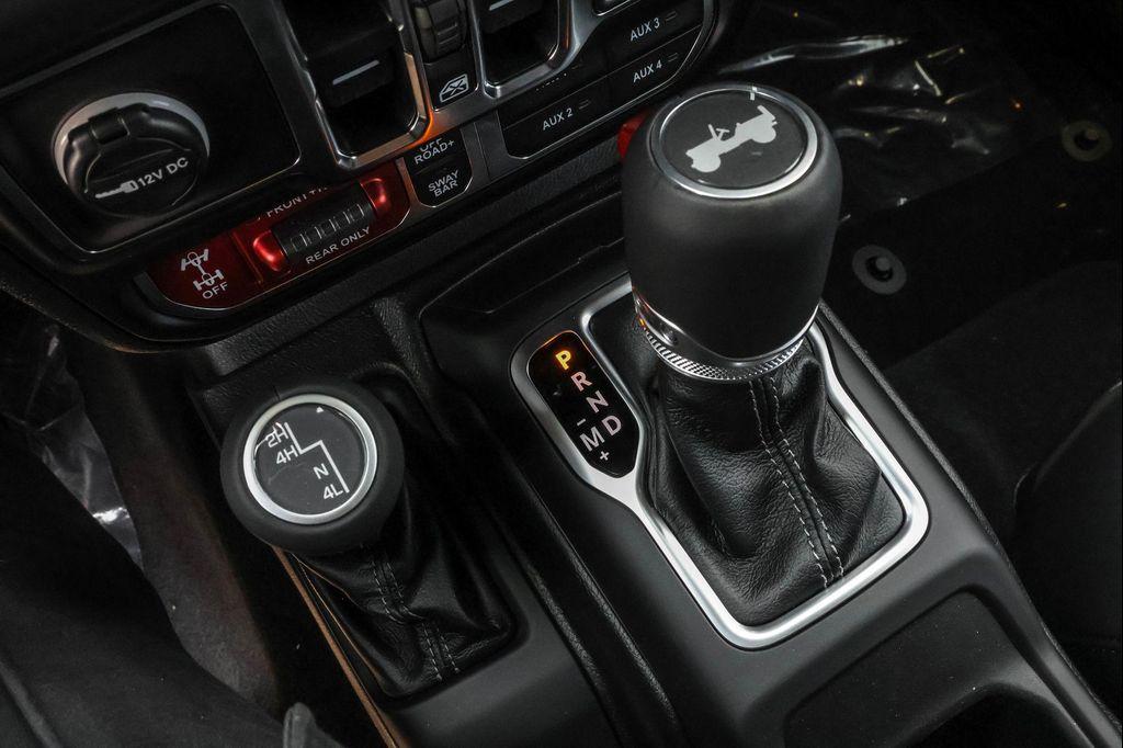 new 2025 Jeep Wrangler car, priced at $53,039