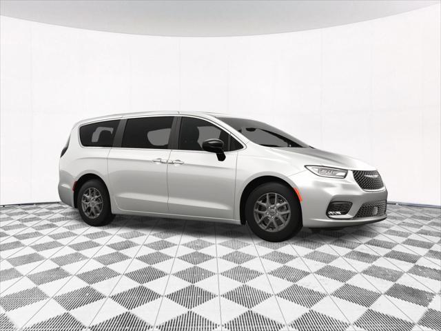 new 2025 Chrysler Pacifica car, priced at $38,224