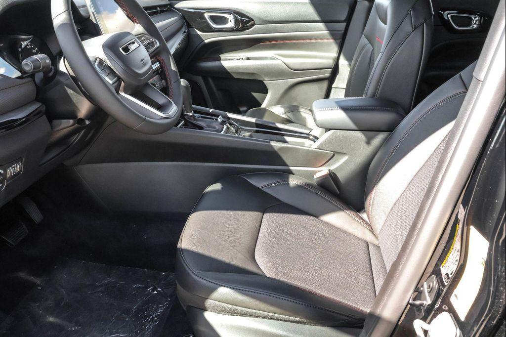 new 2026 Jeep Compass car, priced at $33,642