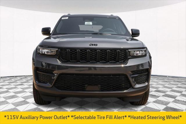 new 2025 Jeep Grand Cherokee car, priced at $40,210