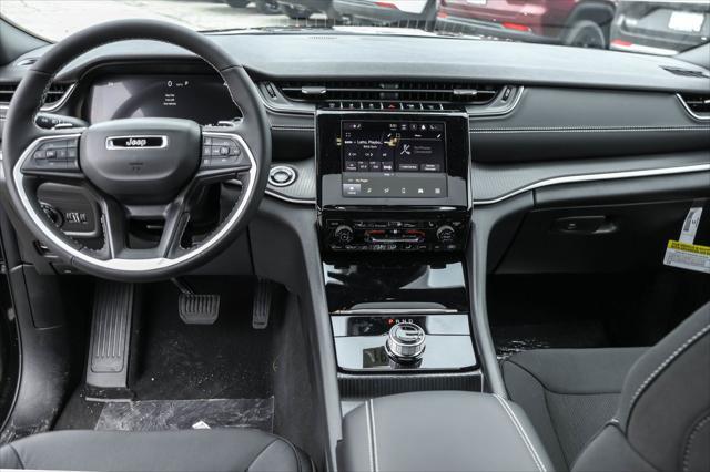 new 2025 Jeep Grand Cherokee L car, priced at $39,754
