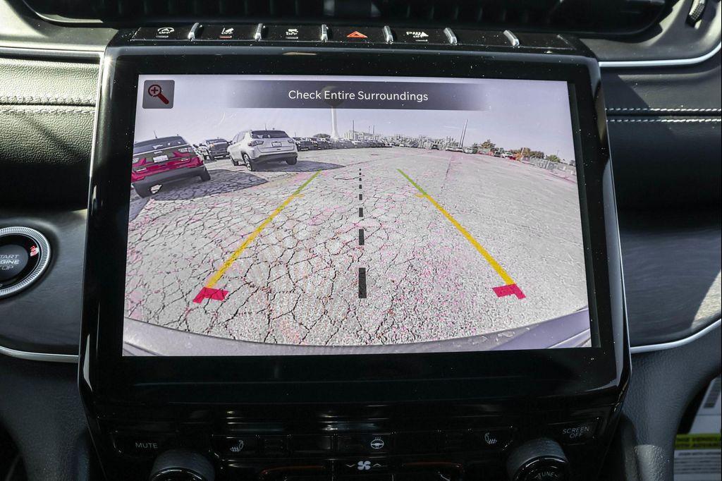 new 2025 Jeep Grand Cherokee car, priced at $42,444