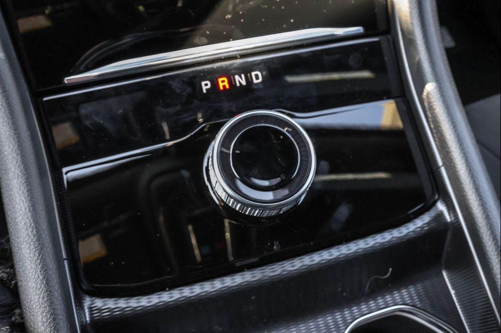 new 2025 Jeep Grand Cherokee car, priced at $35,820