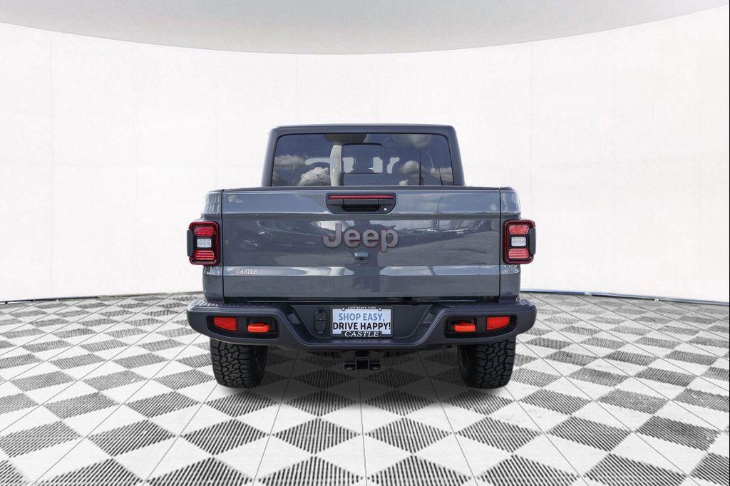 new 2025 Jeep Gladiator car, priced at $46,233