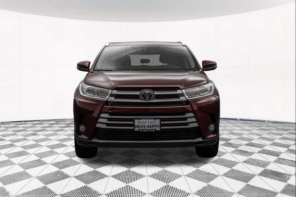 used 2018 Toyota Highlander car, priced at $23,377
