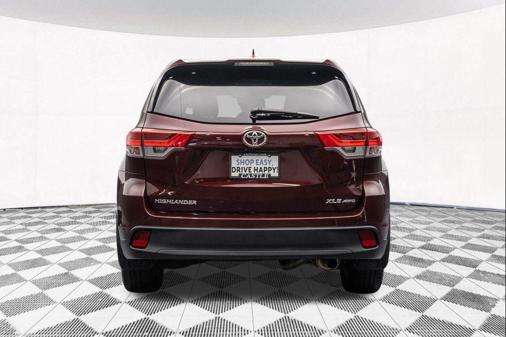 used 2018 Toyota Highlander car, priced at $23,377