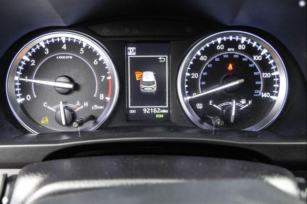 used 2018 Toyota Highlander car, priced at $23,377