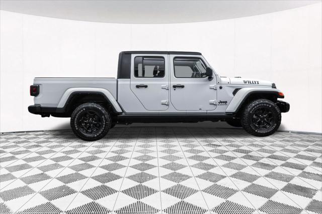 used 2022 Jeep Gladiator car, priced at $29,277