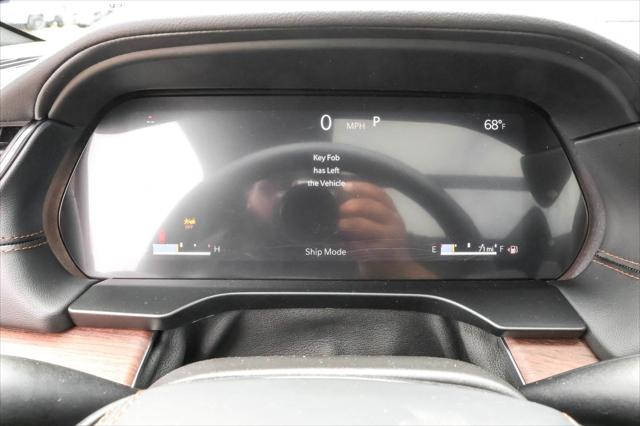 new 2025 Jeep Grand Cherokee car, priced at $53,703