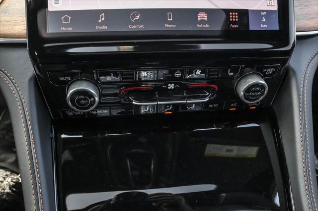 new 2025 Jeep Grand Cherokee car, priced at $60,089