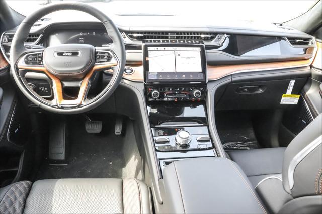 new 2025 Jeep Grand Cherokee car, priced at $60,089