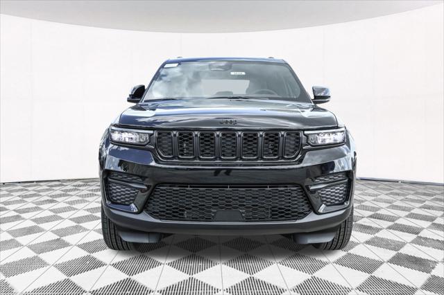 new 2025 Jeep Grand Cherokee car, priced at $41,823