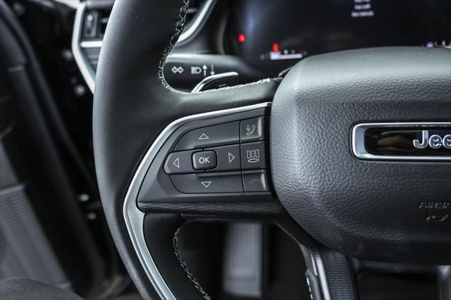 new 2025 Jeep Grand Cherokee car, priced at $41,823