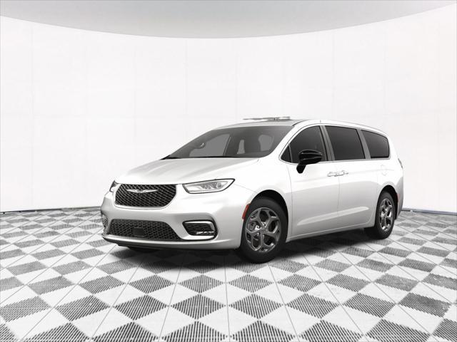 new 2024 Chrysler Pacifica car, priced at $48,758