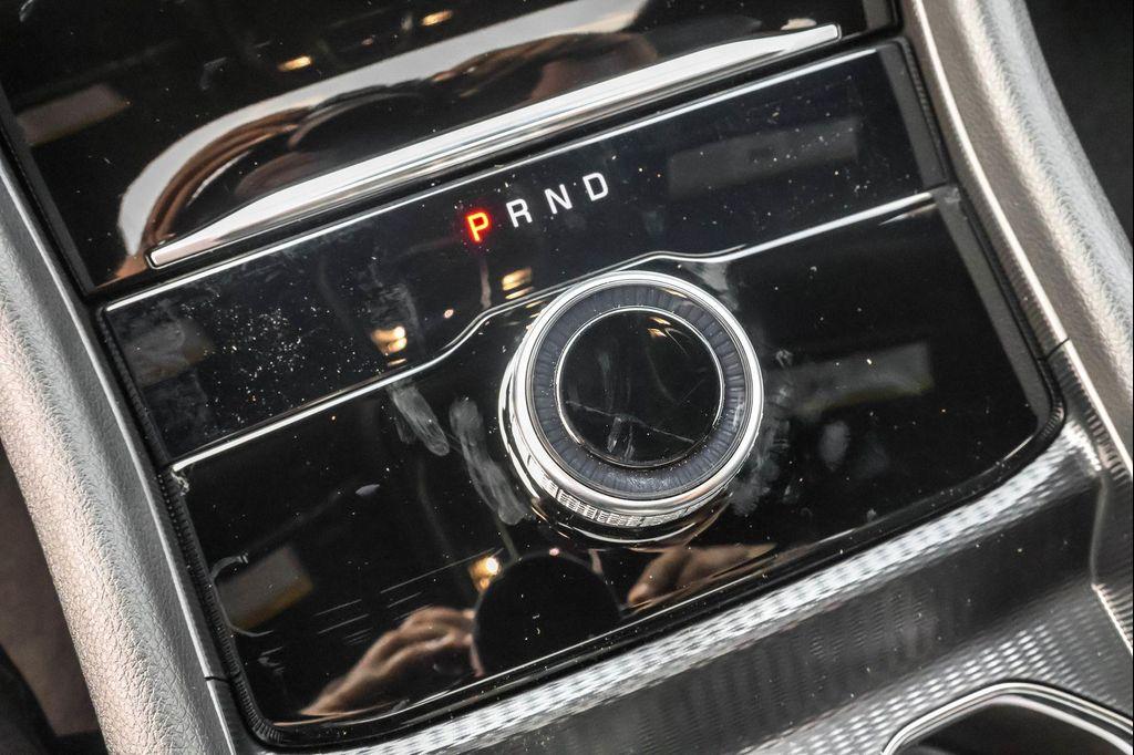 new 2025 Jeep Grand Cherokee car, priced at $39,272