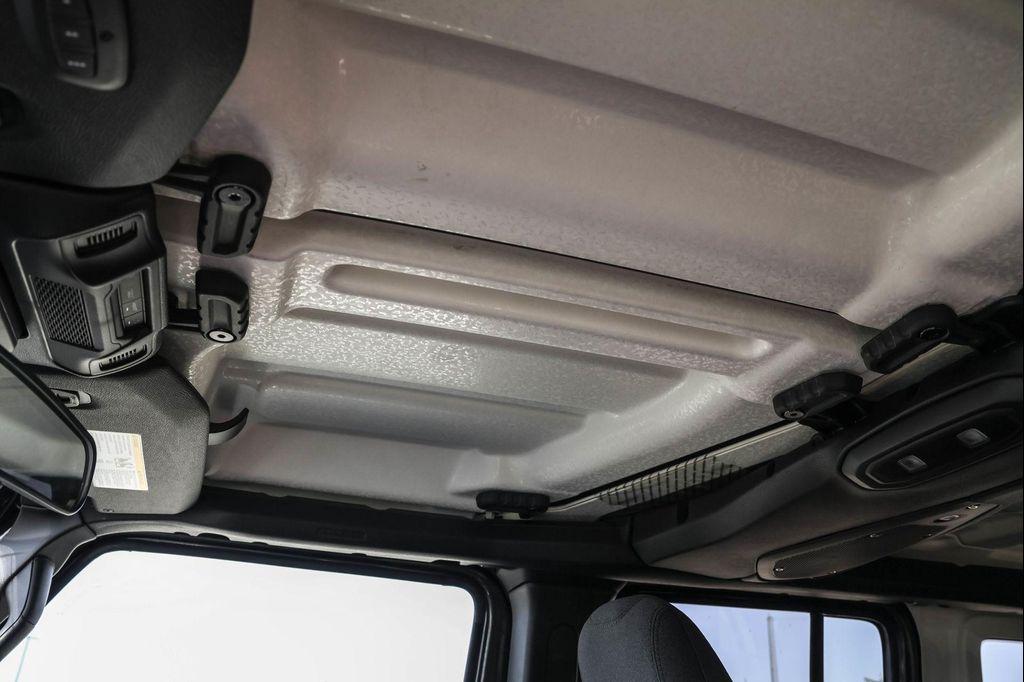 new 2025 Jeep Wrangler car, priced at $41,175