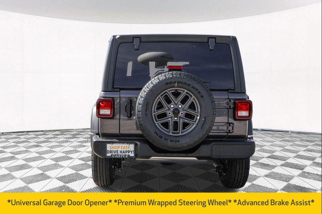 new 2025 Jeep Wrangler car, priced at $38,175