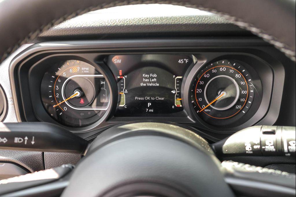 new 2025 Jeep Wrangler car, priced at $41,175