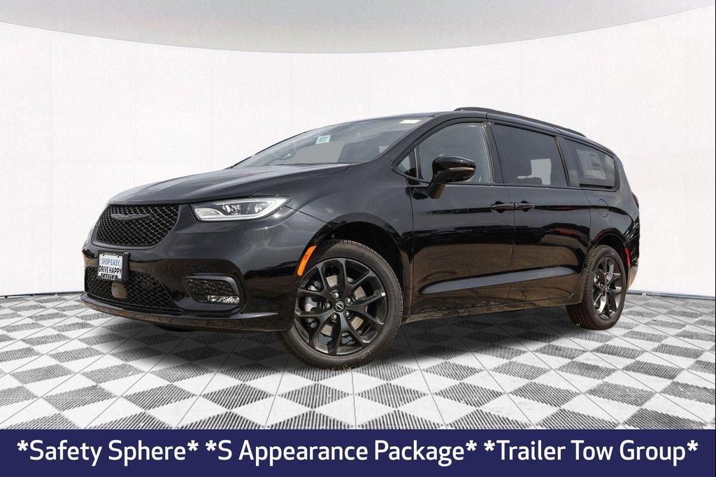 new 2026 Chrysler Pacifica car, priced at $52,671