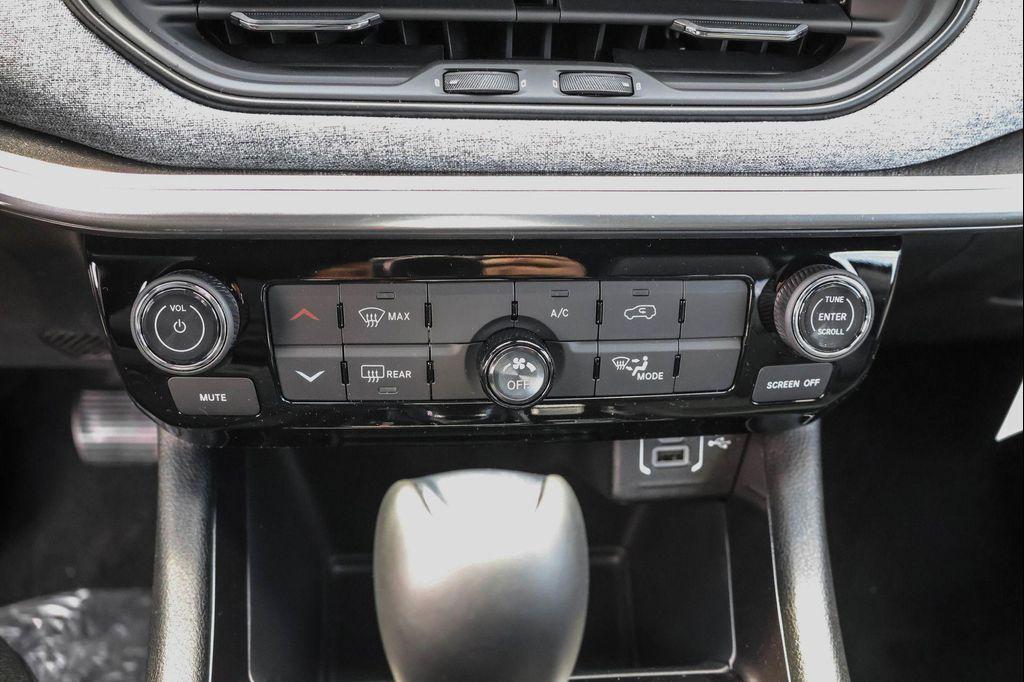 new 2025 Jeep Compass car, priced at $24,760