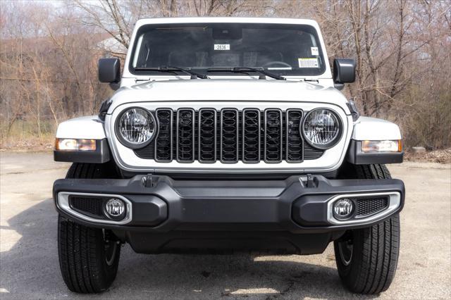 new 2024 Jeep Gladiator car, priced at $44,101