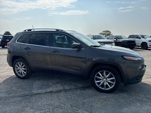 used 2018 Jeep Cherokee car, priced at $17,377