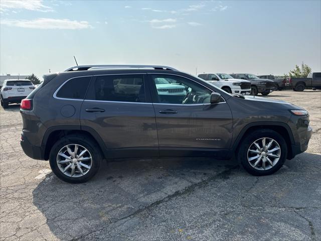 used 2018 Jeep Cherokee car, priced at $17,377