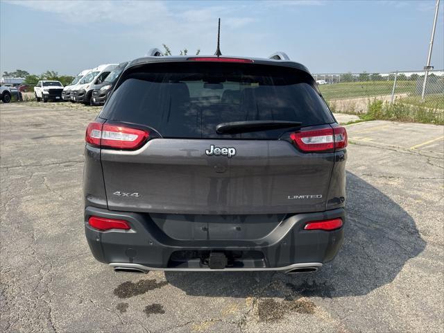 used 2018 Jeep Cherokee car, priced at $17,377